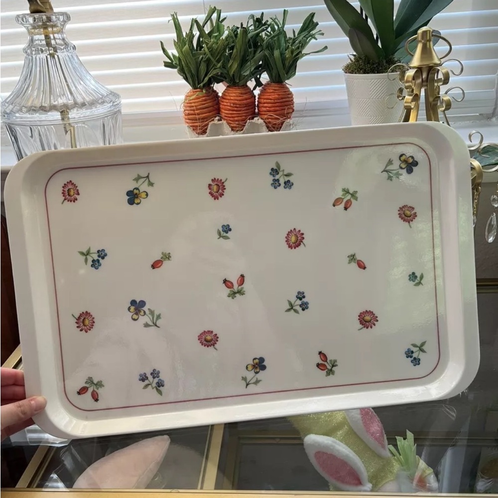 Villeroy & Boch’s Petite Fleur PRINT - Melamine Serving Tray By Mabel